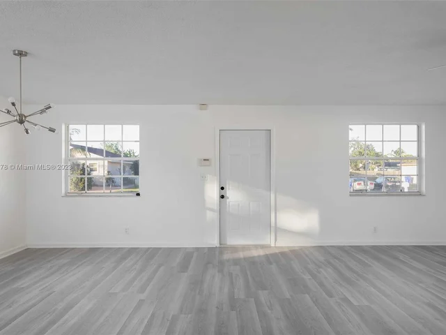 6324 Taylor St, Hollywood FL 33024