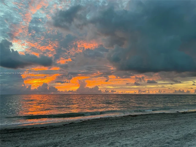 590 Ocean Dr # 8C, Key Biscayne FL 33149