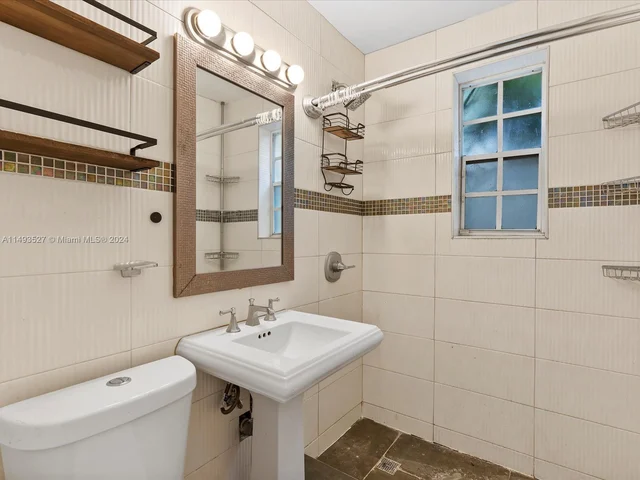 1307 Euclid Ave # 2, Miami Beach FL 33139