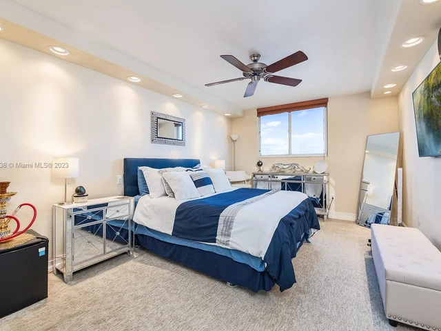 1688 West Ave # 1105, Miami Beach FL 33139