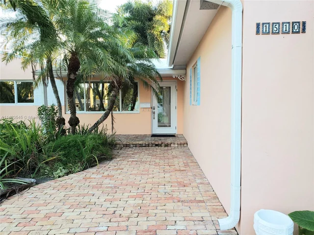 1510 Coolidge St, Hollywood FL 33020