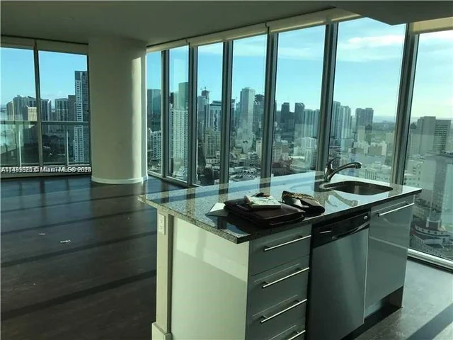 888 Biscayne Blvd # 2601, Miami FL 33132