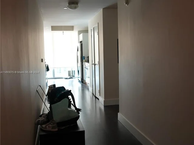 888 Biscayne Blvd # 2601, Miami FL 33132