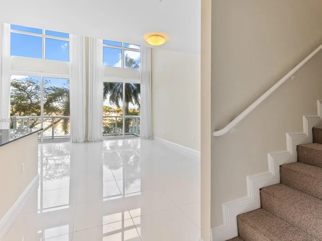 1861 NW S River Dr # A10, Miami FL 33125