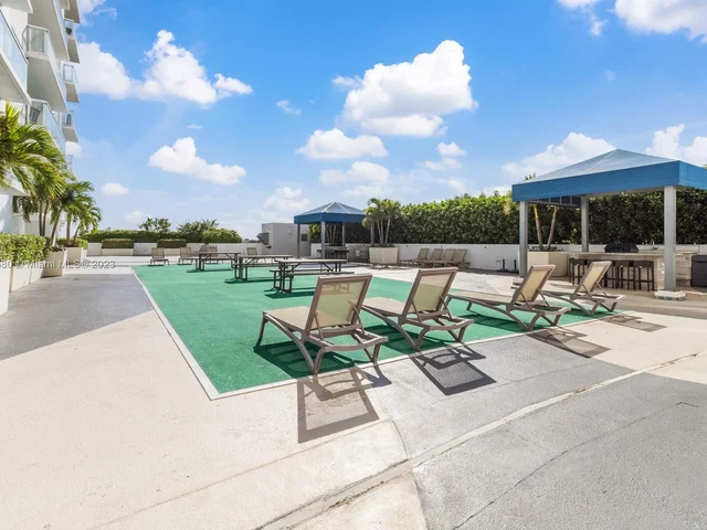 1861 NW S River Dr # A10, Miami FL 33125