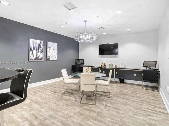 1861 NW S River Dr # A10, Miami FL 33125