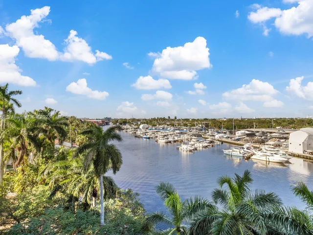 1861 NW S River Dr # A10, Miami FL 33125