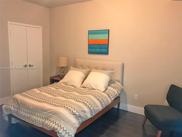 888 Biscayne Blvd # 709, Miami FL 33132