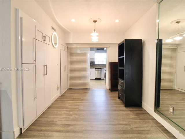 9280 Bay Harbor Ter # 6, Bay Harbor Islands FL 33154