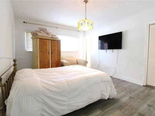 9280 Bay Harbor Ter # 6, Bay Harbor Islands FL 33154