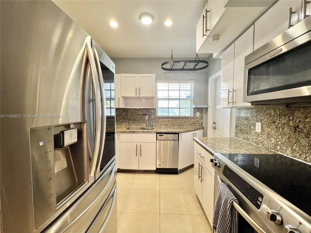 9280 Bay Harbor Ter # 6, Bay Harbor Islands FL 33154