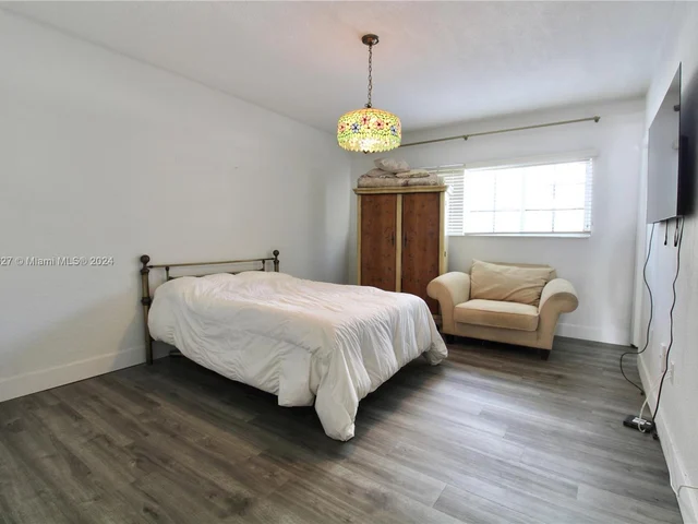 9280 Bay Harbor Ter # 6, Bay Harbor Islands FL 33154