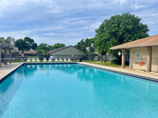 8020 SW 17th Pl # 5, Davie FL 33324