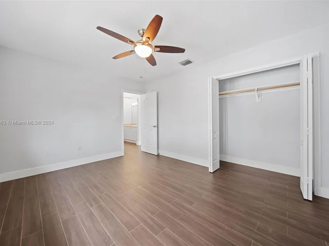 16050 SW 89th Ave Rd, Palmetto Bay FL 33157