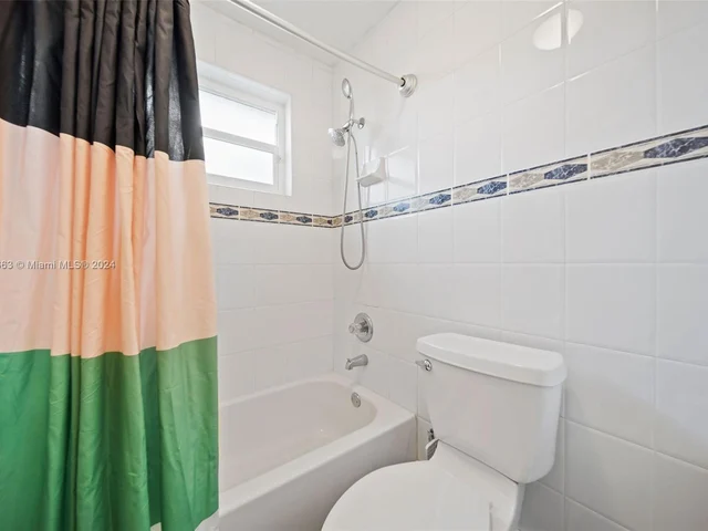 16050 SW 89th Ave Rd, Palmetto Bay FL 33157