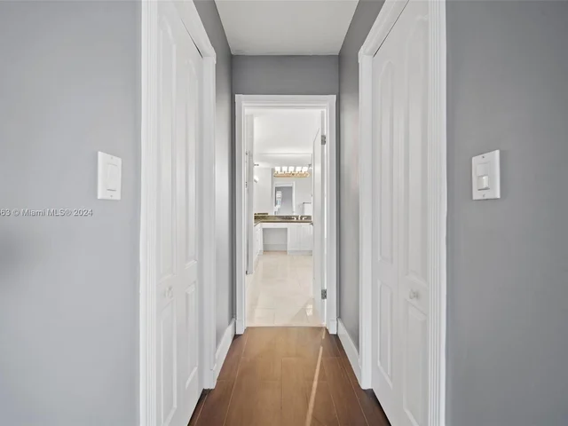 16050 SW 89th Ave Rd, Palmetto Bay FL 33157