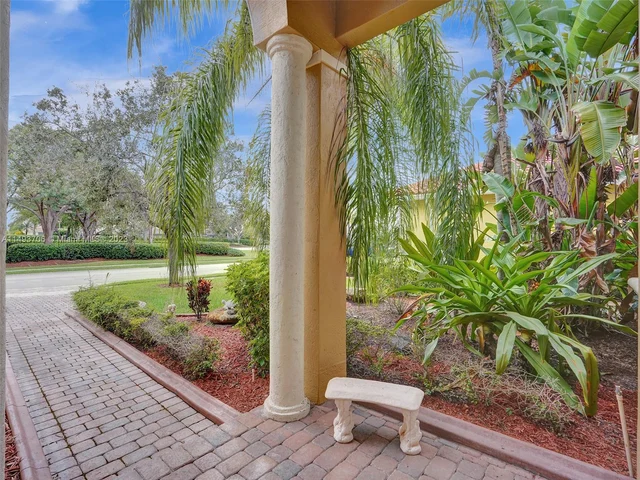 18691 SW 12th St, Pembroke Pines FL 33029