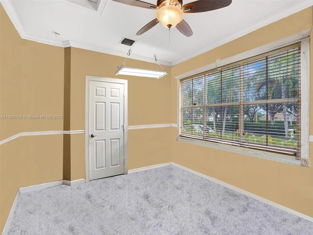 18691 SW 12th St, Pembroke Pines FL 33029