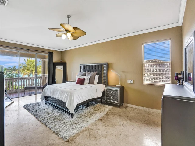 18691 SW 12th St, Pembroke Pines FL 33029