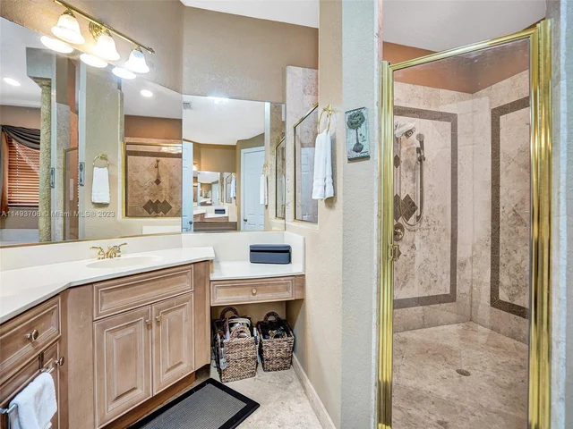 18691 SW 12th St, Pembroke Pines FL 33029