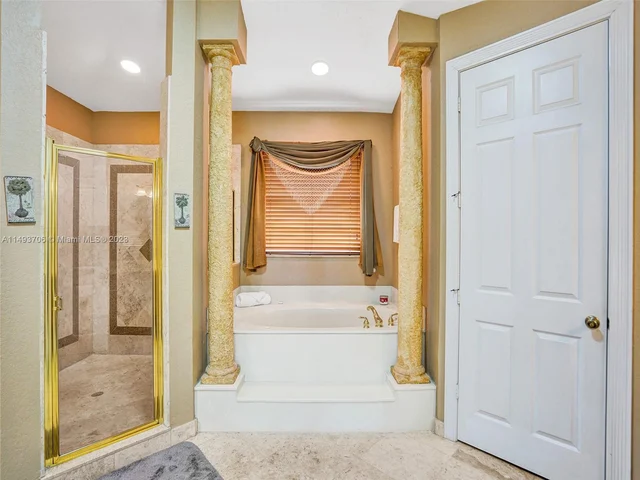 18691 SW 12th St, Pembroke Pines FL 33029