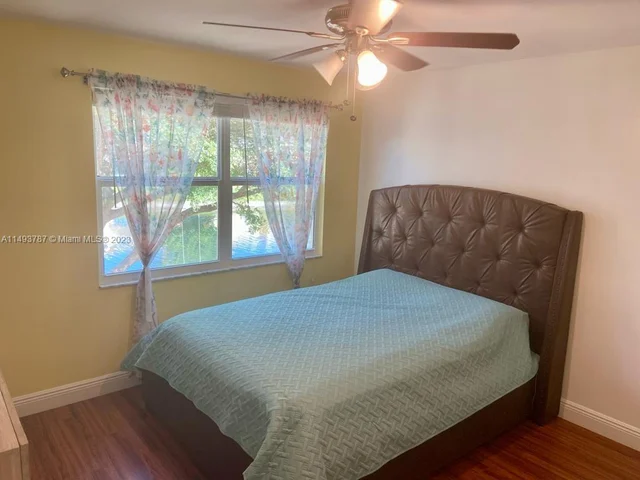 4046 Eastridge Dr, Deerfield Beach FL 33064