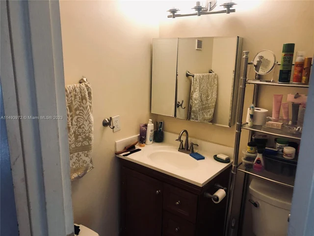 301 N Pine Island Rd # 254, Plantation FL 33324