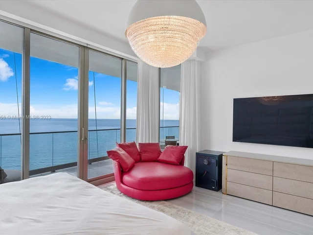 17901 Collins Ave # 902, Sunny Isles Beach FL 33160