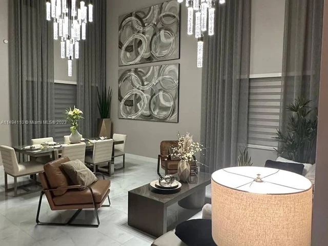 8868 NW 161st Ter, Miami Lakes FL 33018