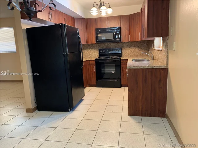 11101 Royal Palm Blvd # 201, Coral Springs FL 33065