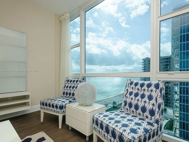 6801 Collins Ave, Miami Beach FL 33141