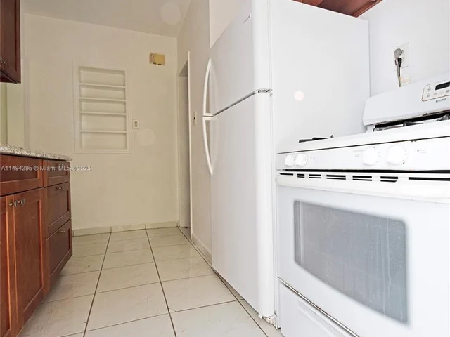 1735 Marseille Dr # 2, Miami Beach FL 33141