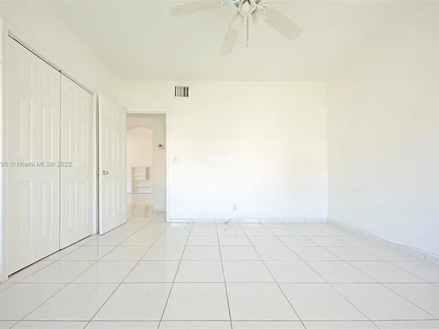 1735 Marseille Dr # 2, Miami Beach FL 33141