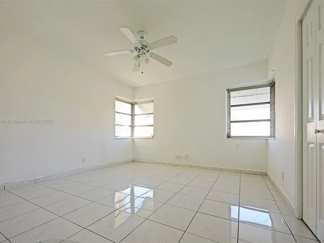 1735 Marseille Dr # 2, Miami Beach FL 33141
