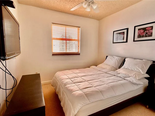 185 SE 14th Ter # 2304, Miami FL 33131