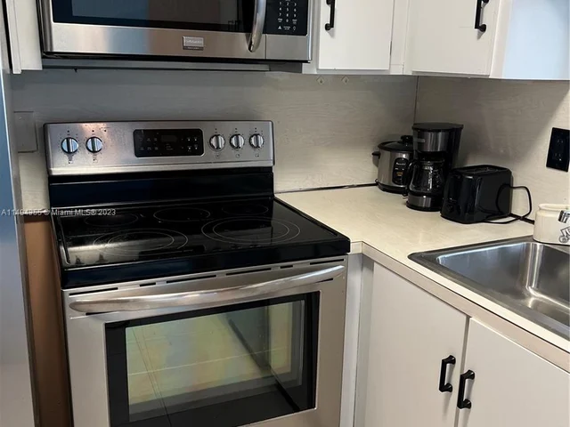 1160 N Federal Hwy # 1115, Fort Lauderdale FL 33304