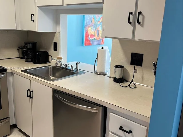 1160 N Federal Hwy # 1115, Fort Lauderdale FL 33304