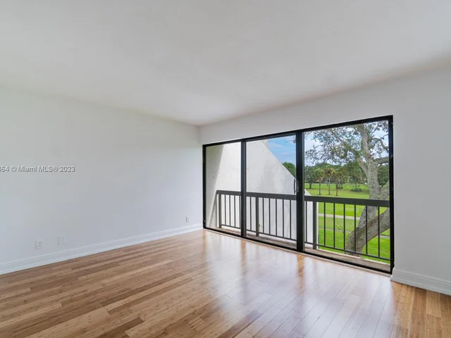 2405 Bridgewood Dr # 2405, Boca Raton FL 33434