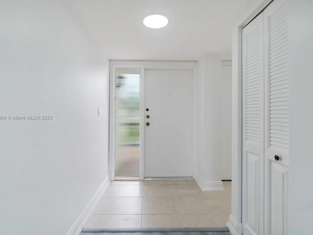 2405 Bridgewood Dr # 2405, Boca Raton FL 33434