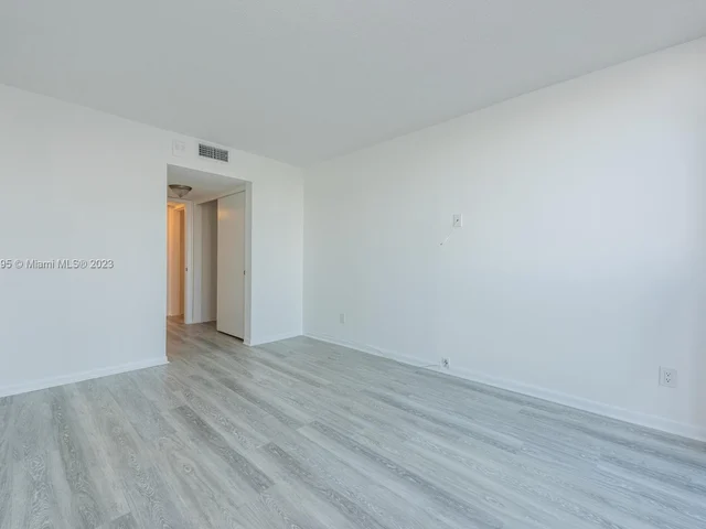 17720 N Bay Rd # 1203, Sunny Isles Beach FL 33160