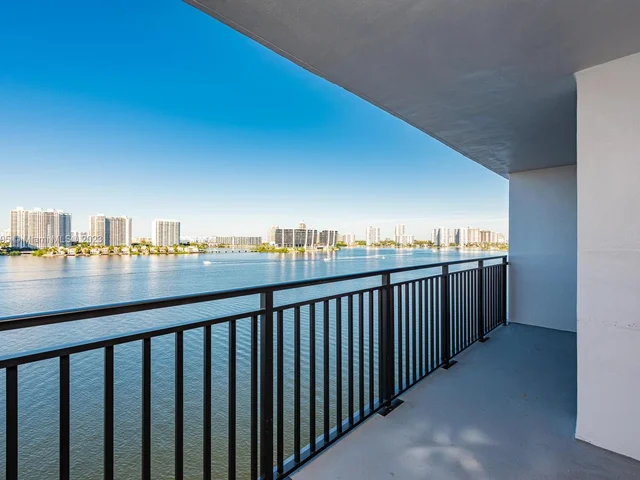 17720 N Bay Rd # 1203, Sunny Isles Beach FL 33160