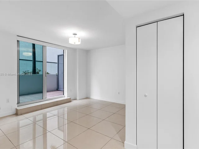 1111 SW 1st Ave, Miami FL 33130