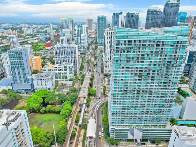 1111 SW 1st Ave, Miami FL 33130