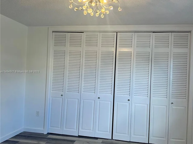 11855 NE 19th Dr # 19, North Miami FL 33181