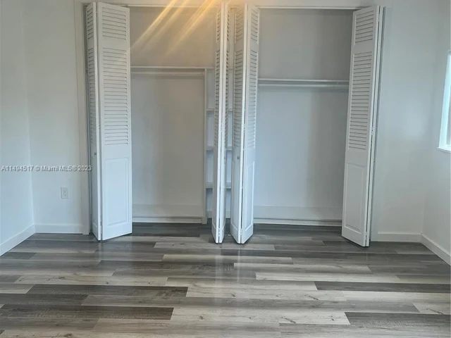 11855 NE 19th Dr # 19, North Miami FL 33181