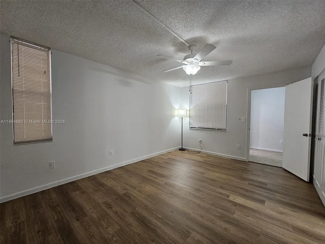 6800 Cypress Rd # 405, Plantation FL 33317