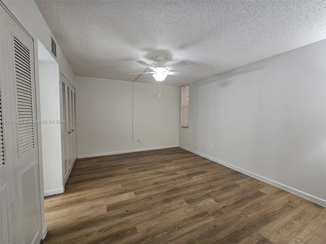 6800 Cypress Rd # 405, Plantation FL 33317