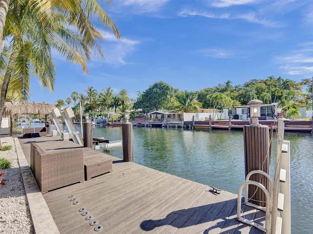 1930 S Hibiscus Dr # 0, North Miami FL 33181