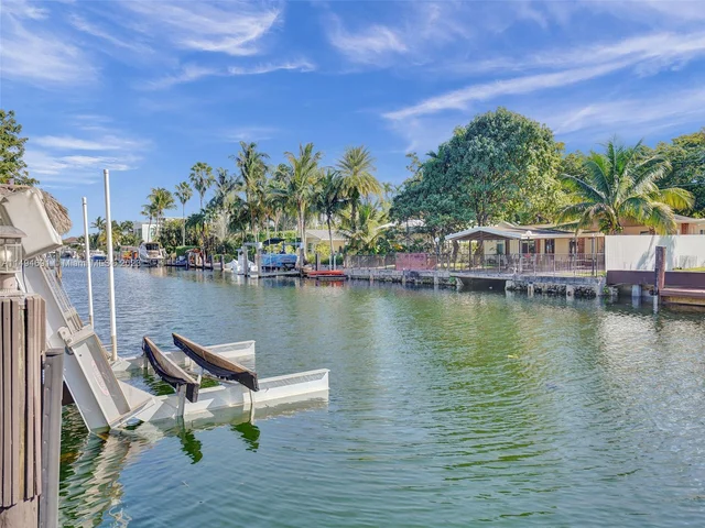 1930 S Hibiscus Dr # 0, North Miami FL 33181