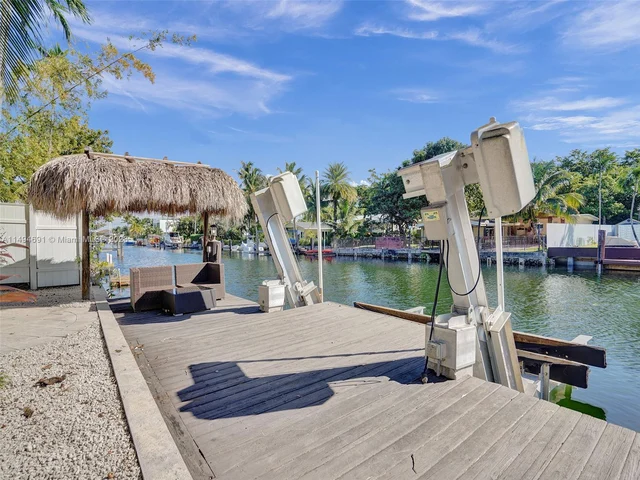 1930 S Hibiscus Dr # 0, North Miami FL 33181